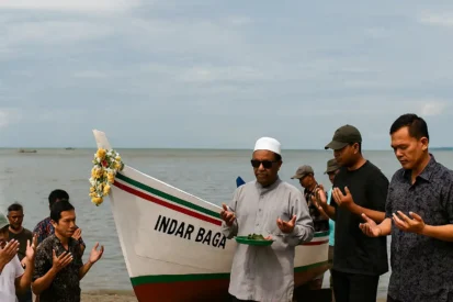 Ritual Turun Perahu